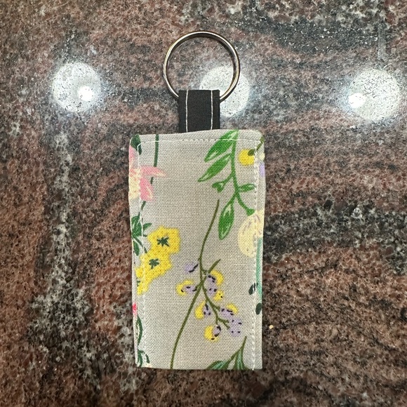 Handmade lip balm holder keychain- floral print - Picture 3 of 4